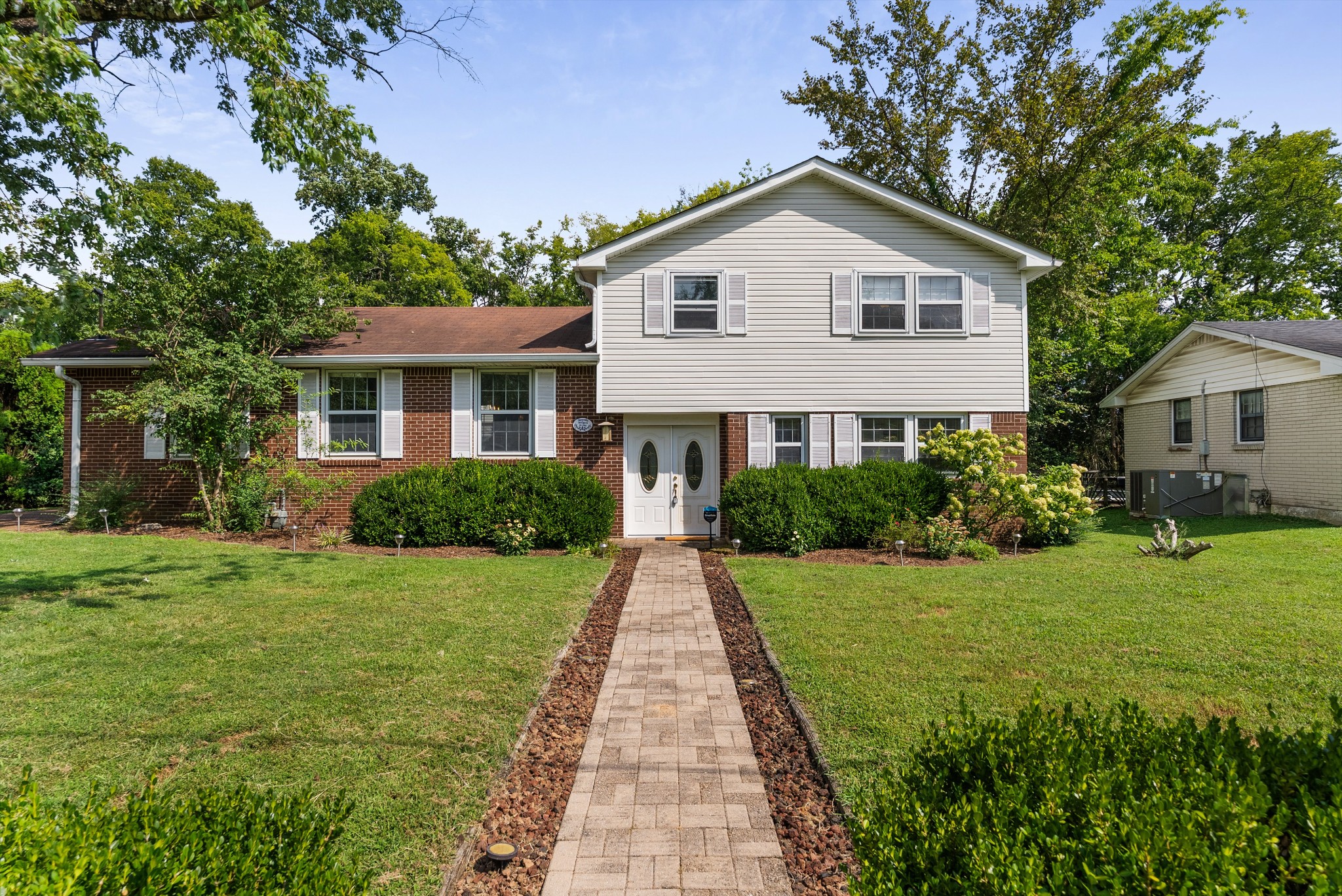 4816 Bowfield Dr Property Photo 1