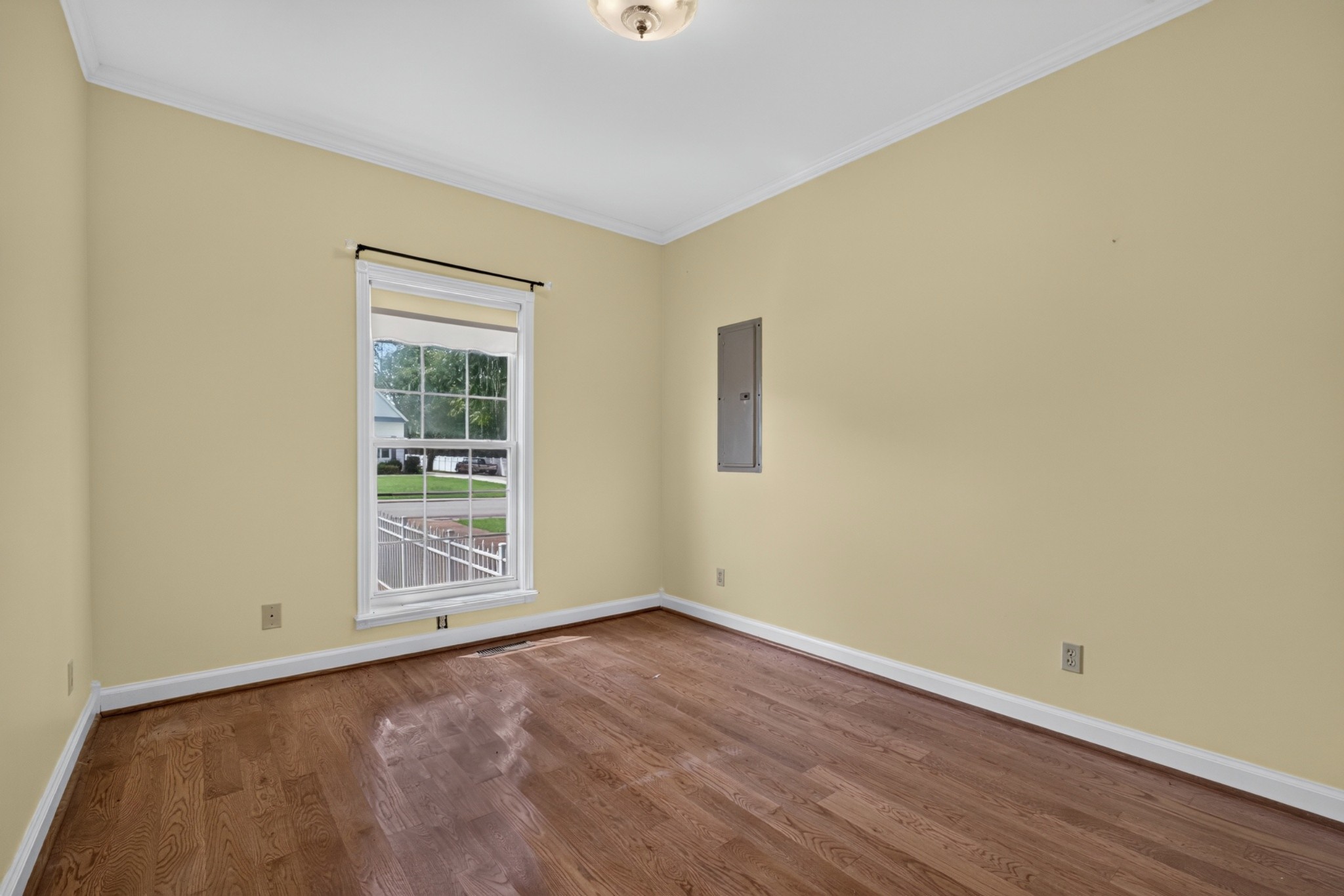 712 S College St Property Photo 11