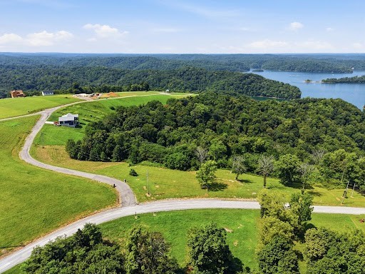 0c Swan Ridge Property Photo 3