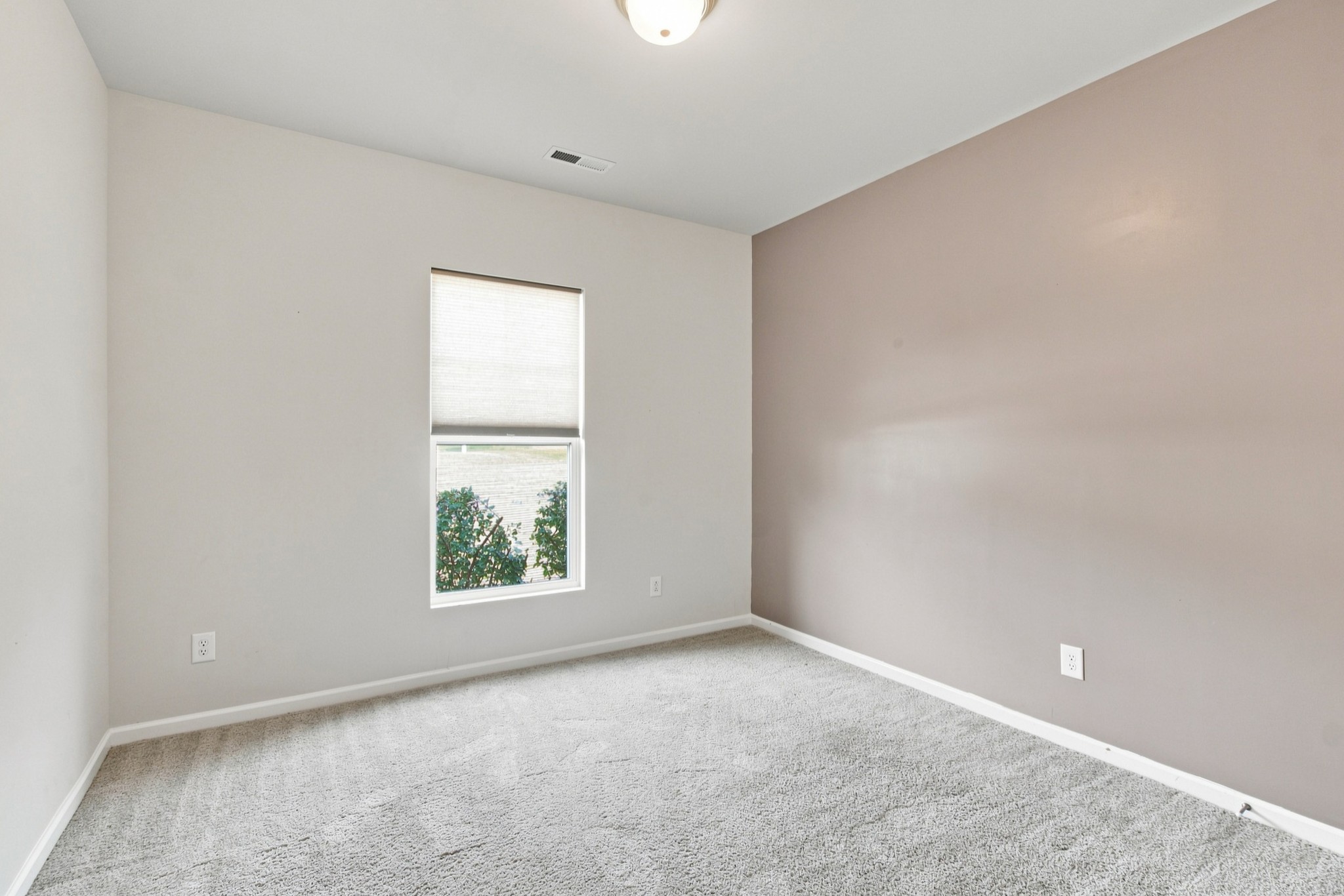 2924 Eckersley Dr Property Photo 38