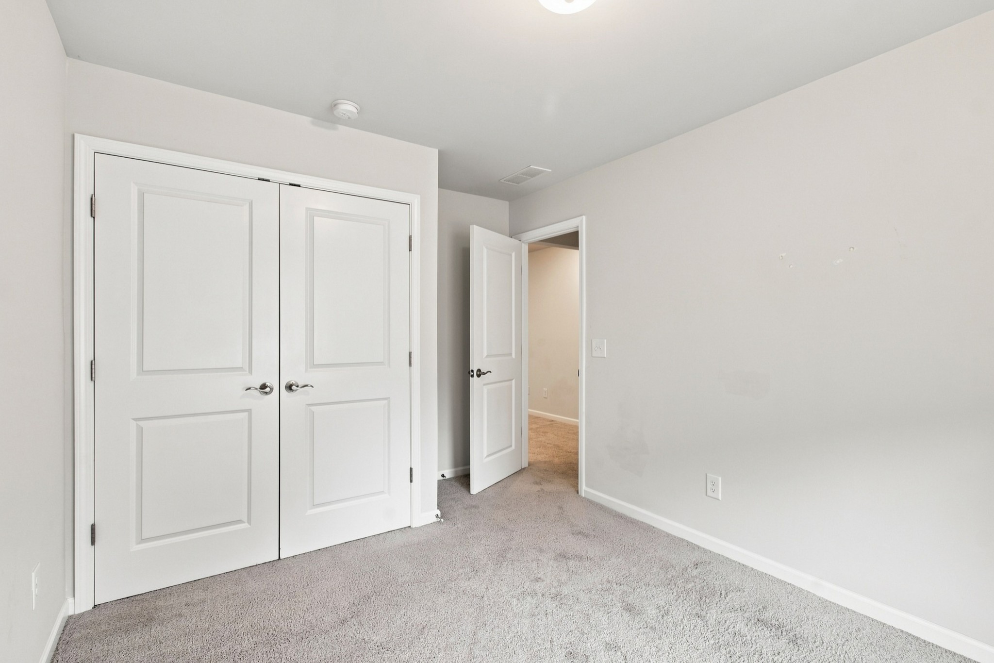 2924 Eckersley Dr Property Photo 46