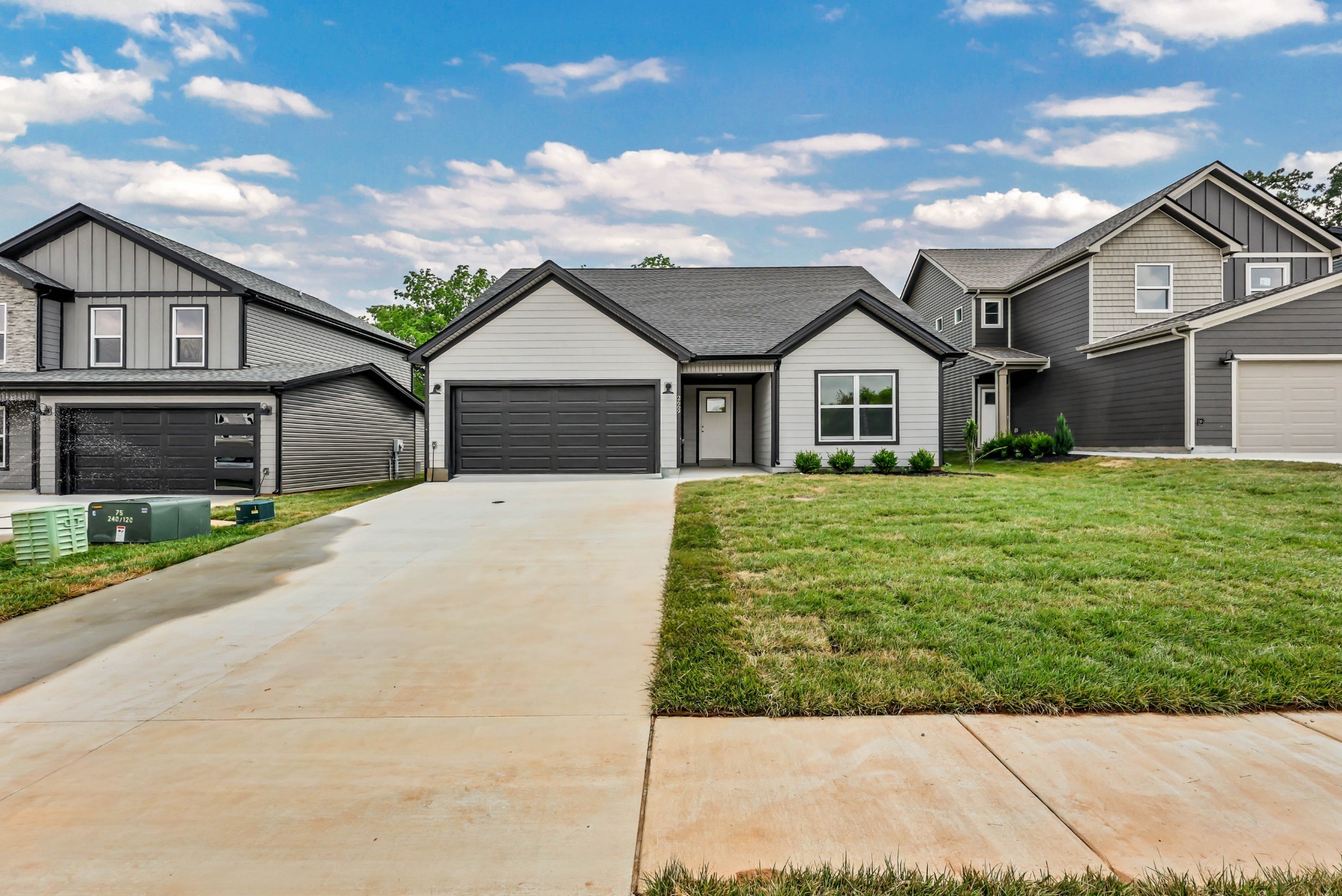 2669 Brewster Dr Property Photo 1
