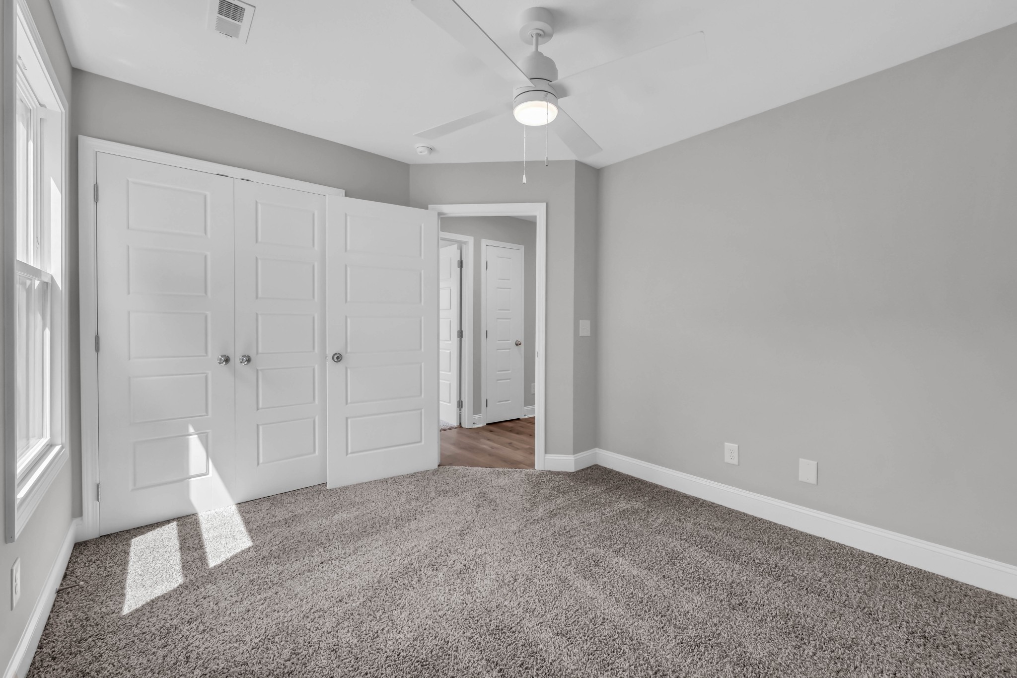 2669 Brewster Dr Property Photo 26