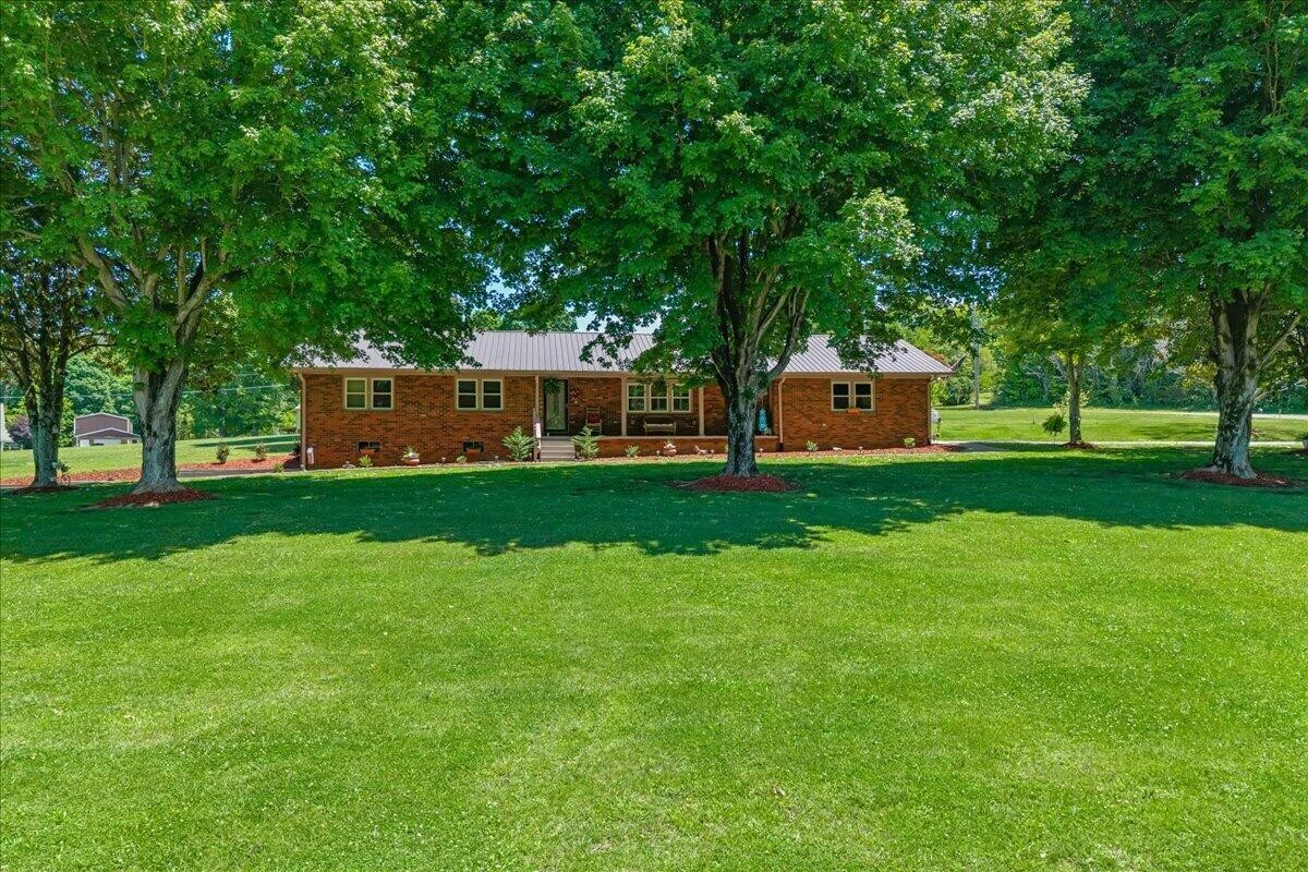 2065 Highway 30 E Property Photo 32