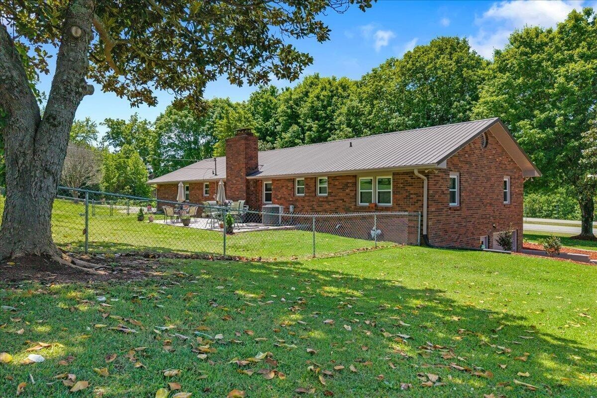 2065 Highway 30 E Property Photo 38