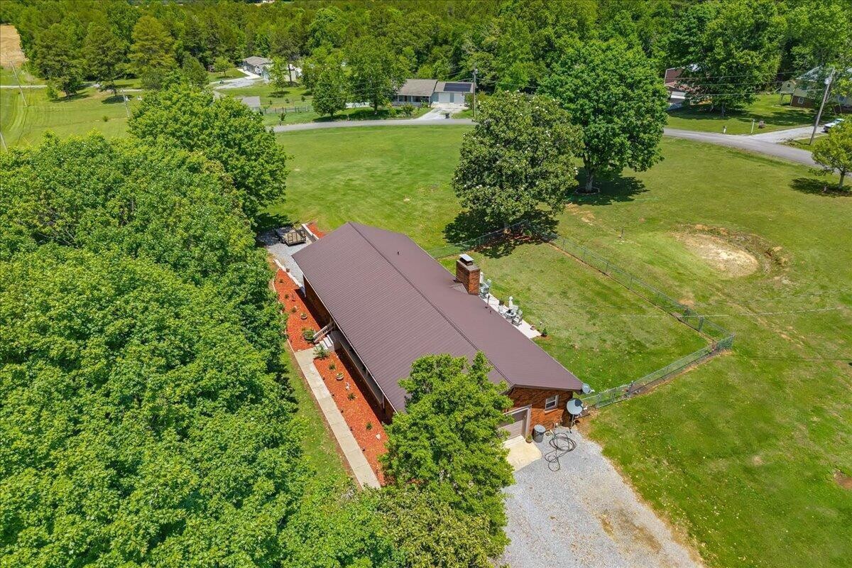 2065 Highway 30 E Property Photo 41