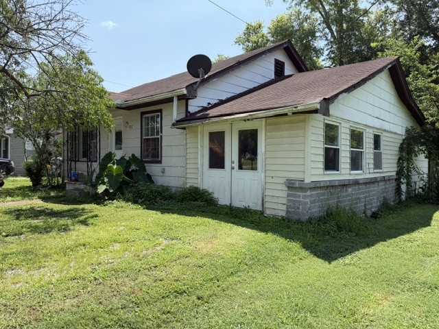 311 Poplar St, N Property Photo 1