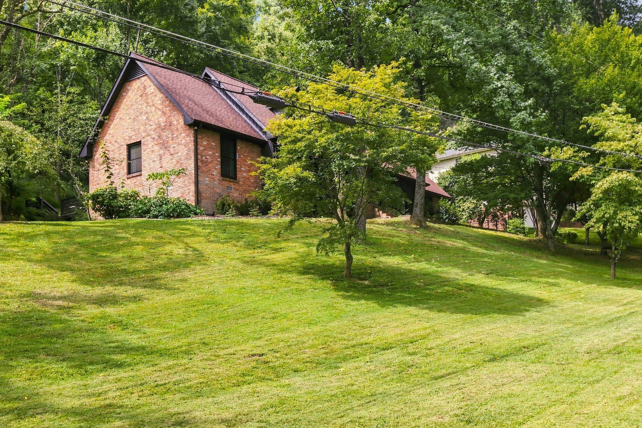 5117 Dorchester Cir Property Photo 4