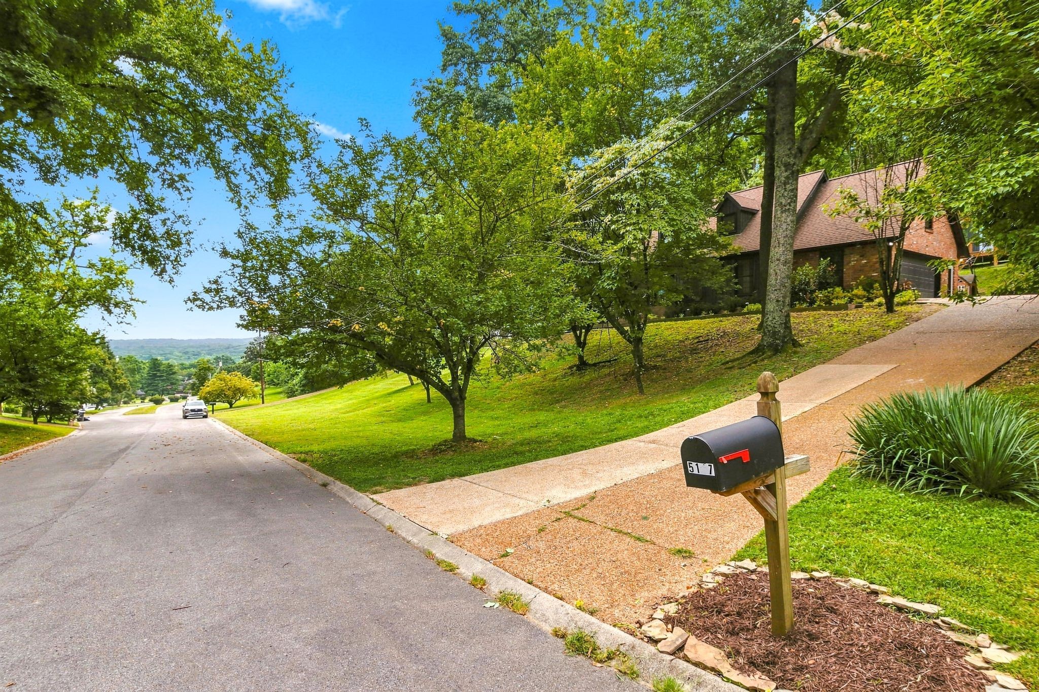 5117 Dorchester Cir Property Photo 5