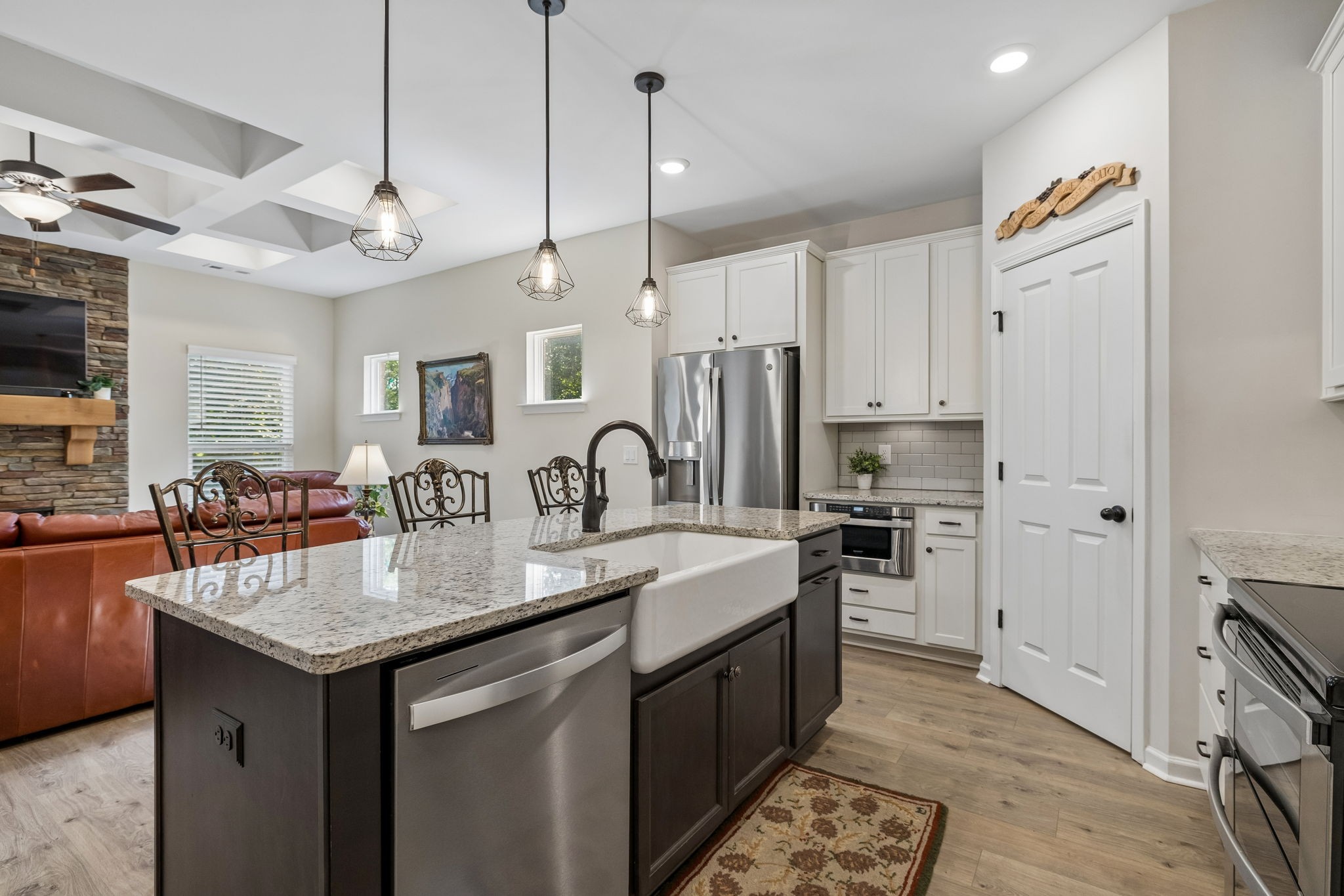 7137 Pepper Tree Cir Property Photo 12