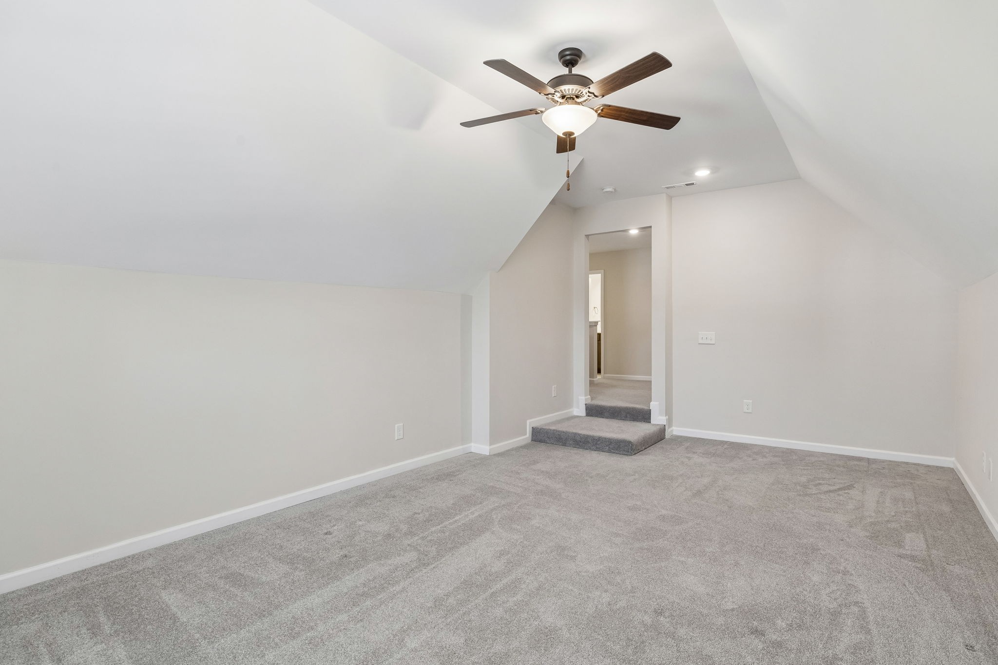 7137 Pepper Tree Cir Property Photo 28