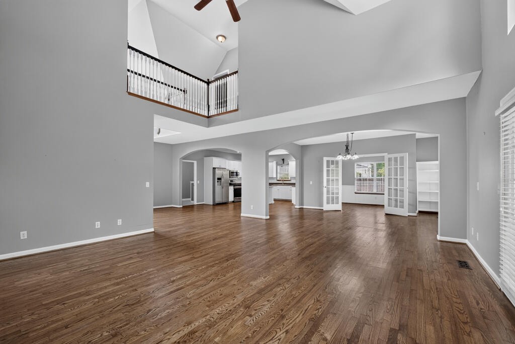 2960 Old Walton Cir Property Photo 4