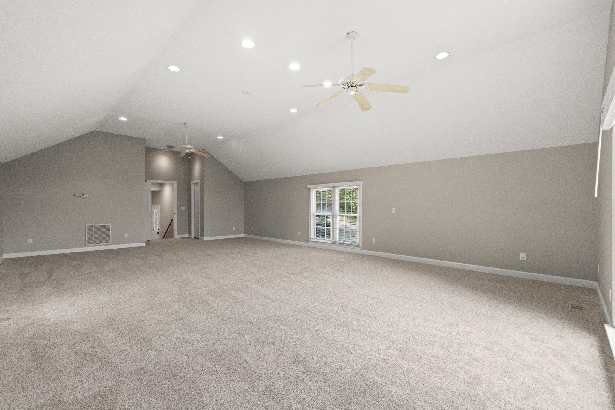 1227 Mount Vernon Ln Property Photo 16