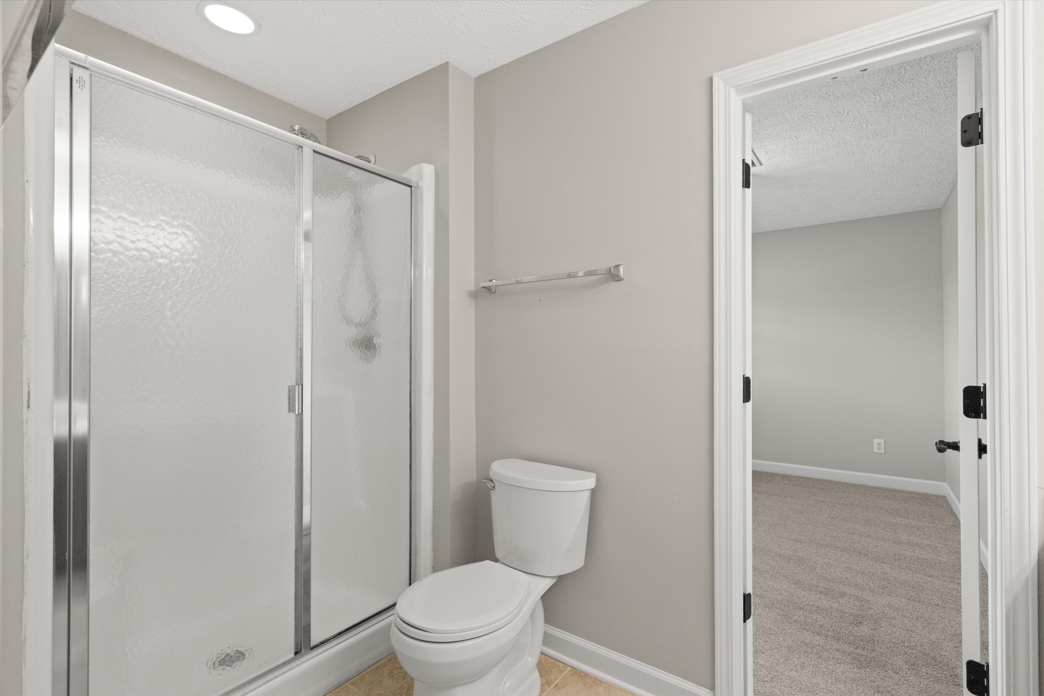 1227 Mount Vernon Ln Property Photo 29
