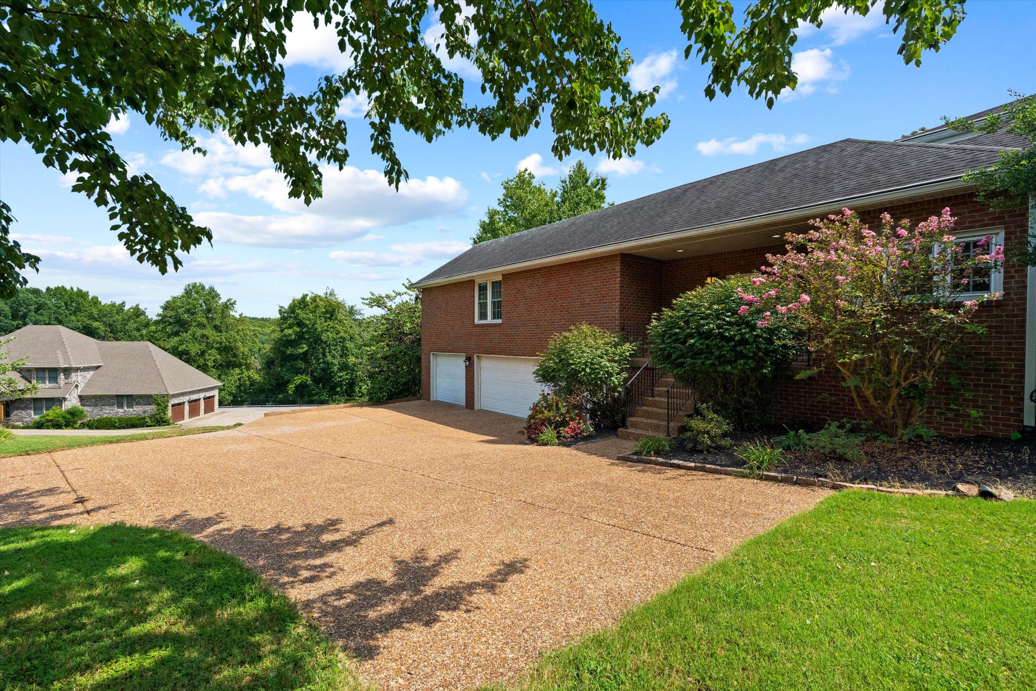 1227 Mount Vernon Ln Property Photo 44