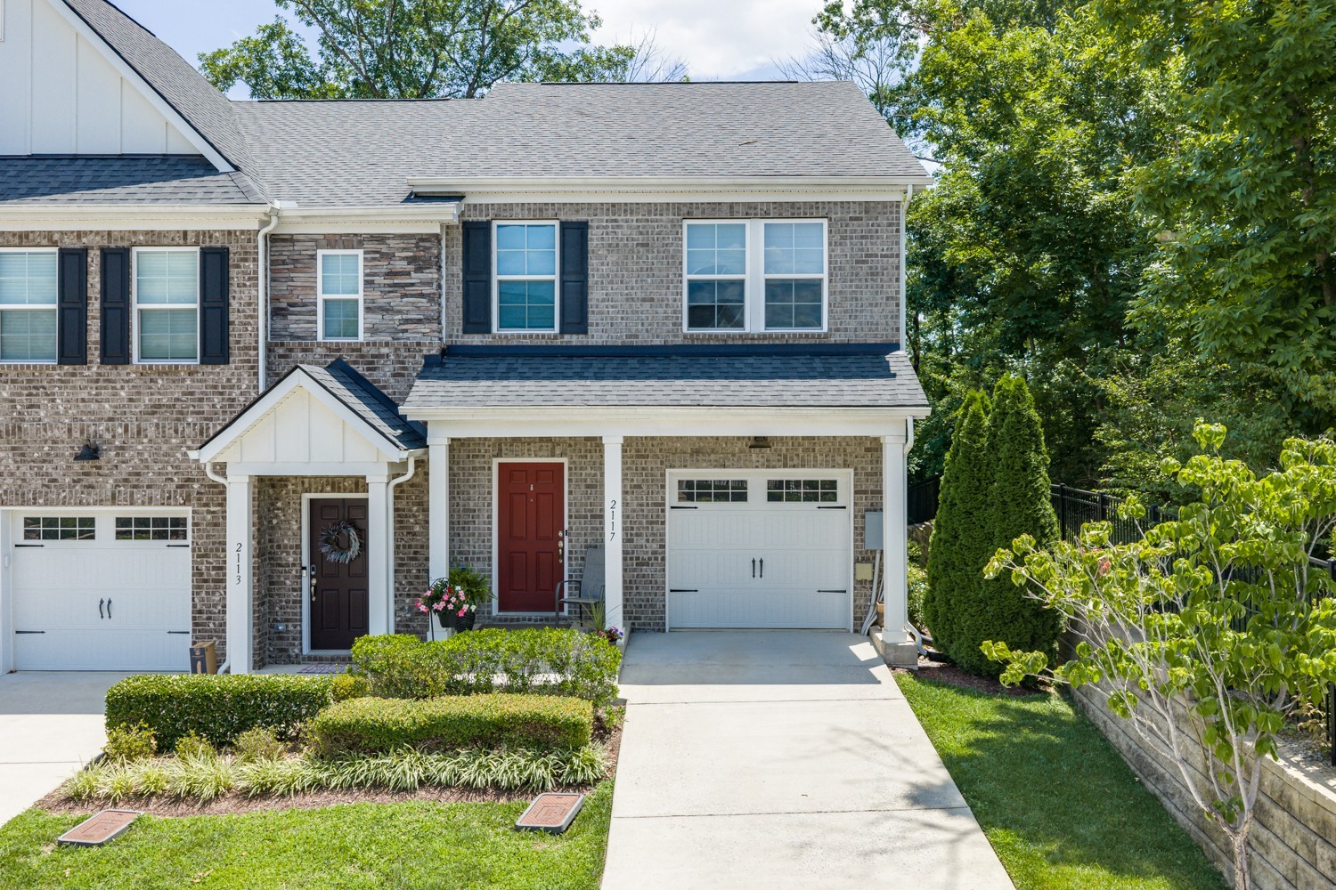 2117 Belle Creek Way Property Photo 1