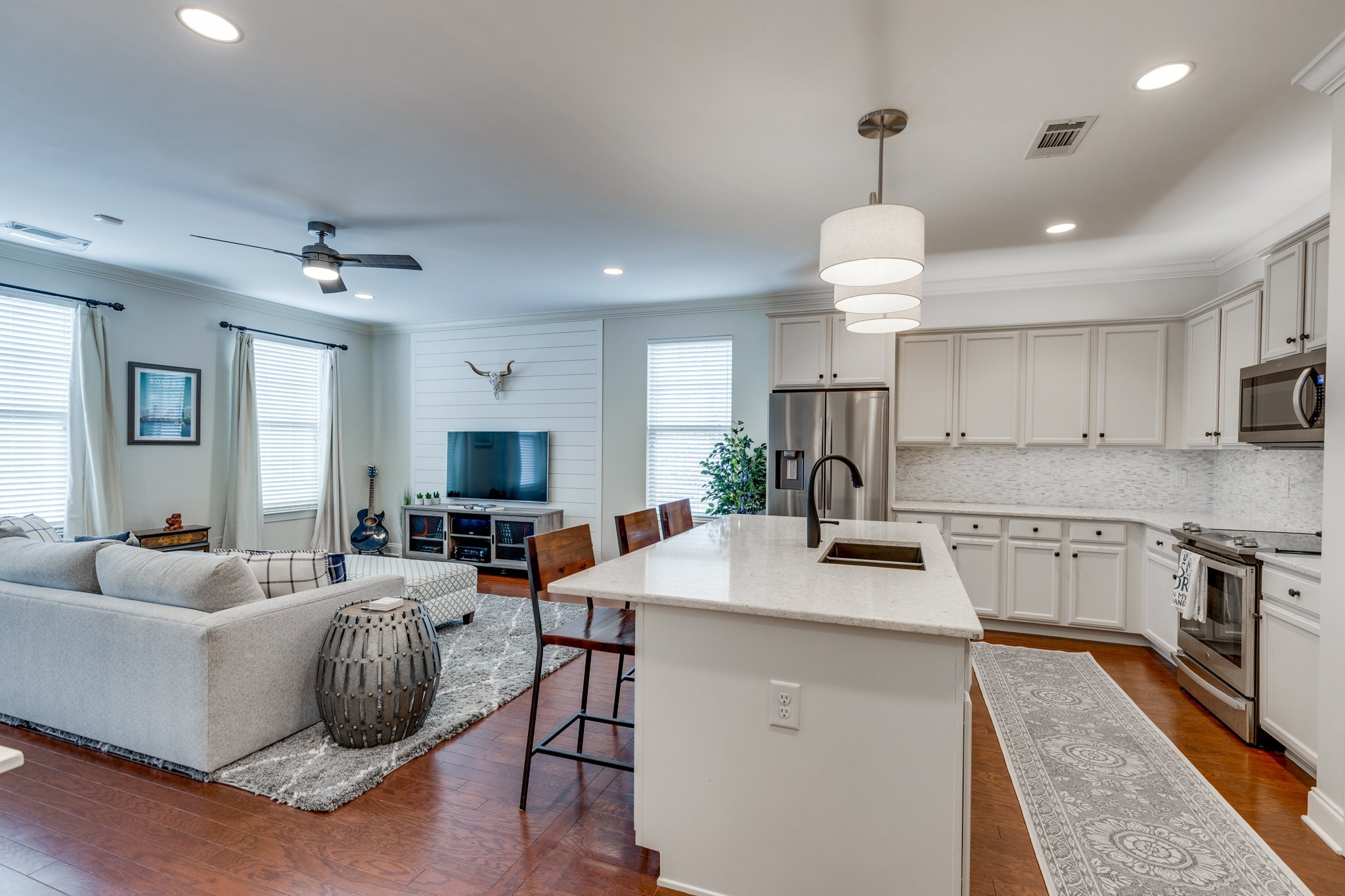 1337 Moher Blvd Property Photo 15