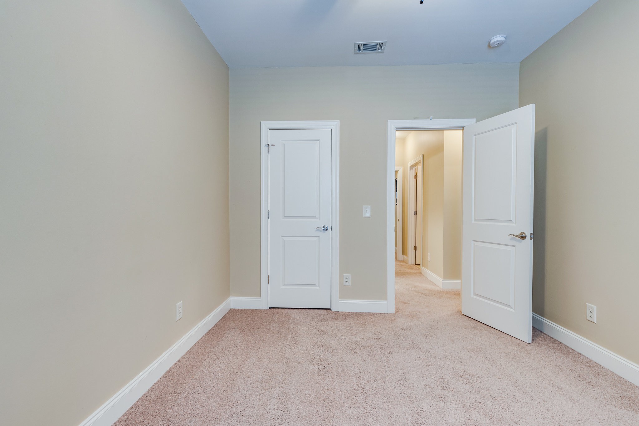 1337 Moher Blvd Property Photo 34