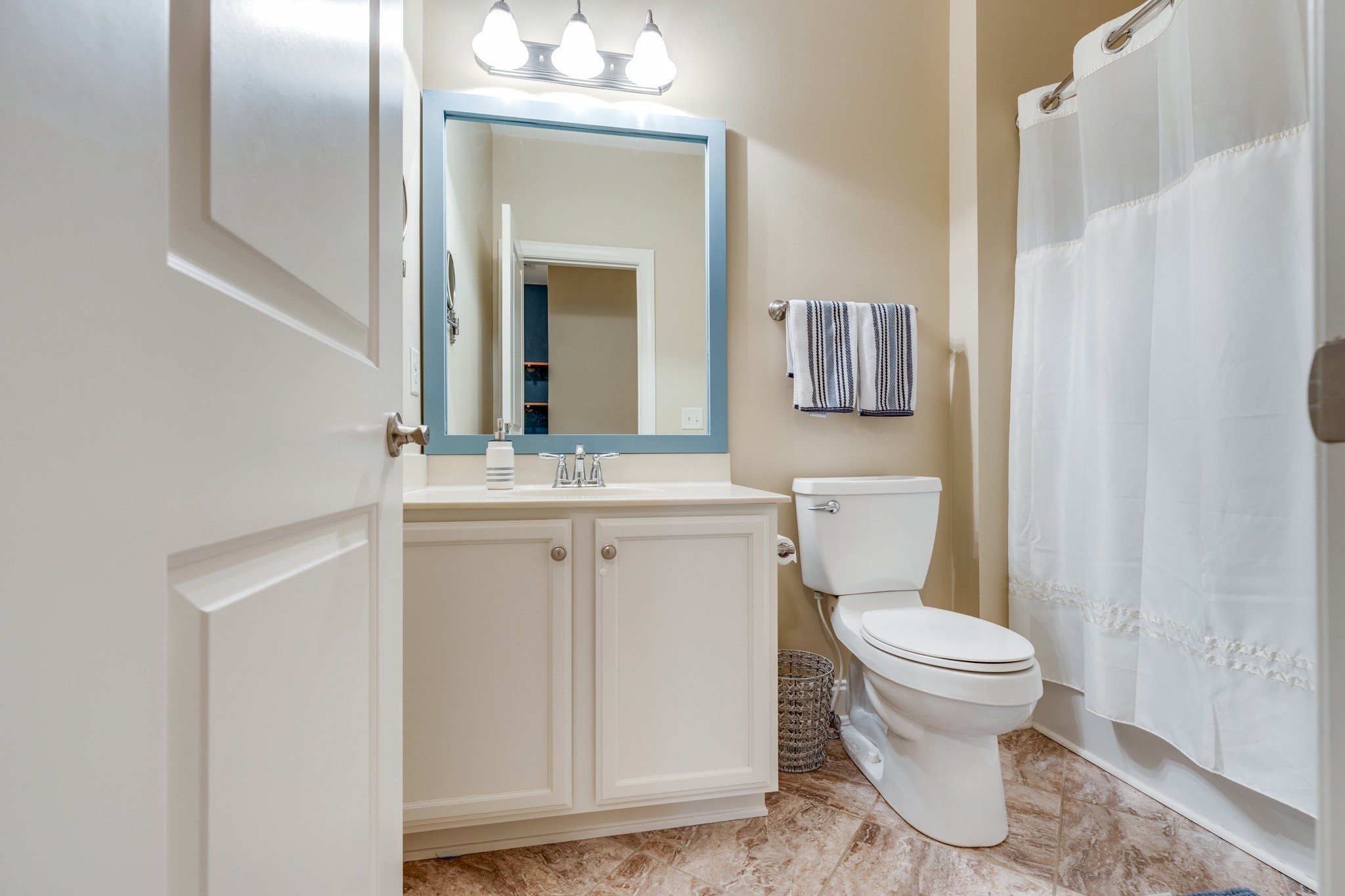 1337 Moher Blvd Property Photo 37