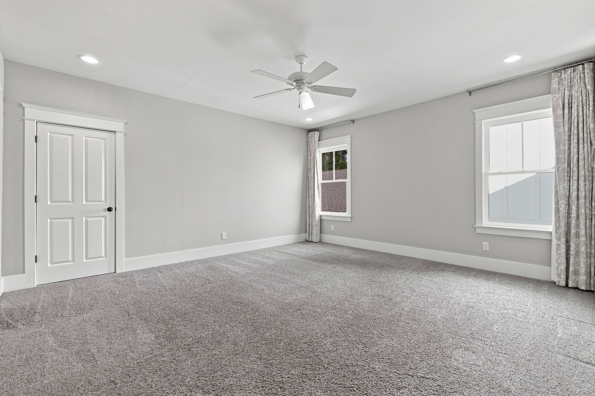 1119a Biltmore Dr Property Photo 24