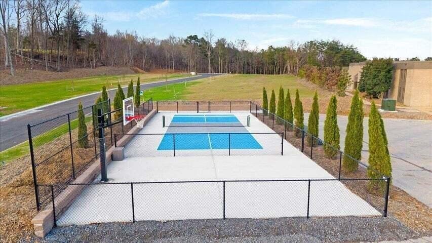 51 Northside Drive, Nw Property Photo 2