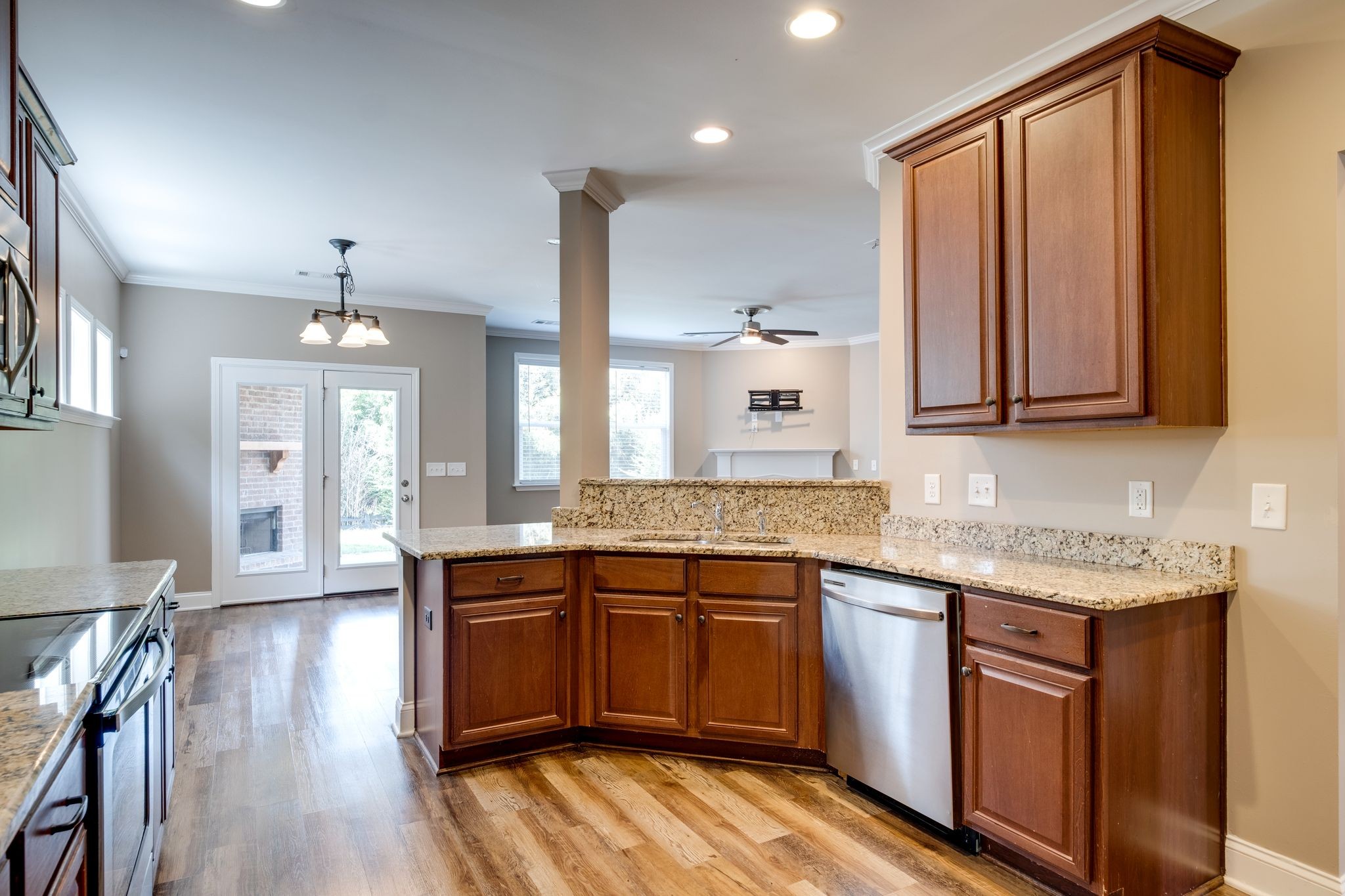 2105 Bedford Bnd Property Photo 13