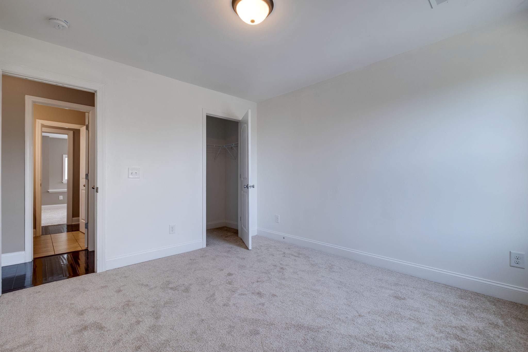2105 Bedford Bnd Property Photo 32