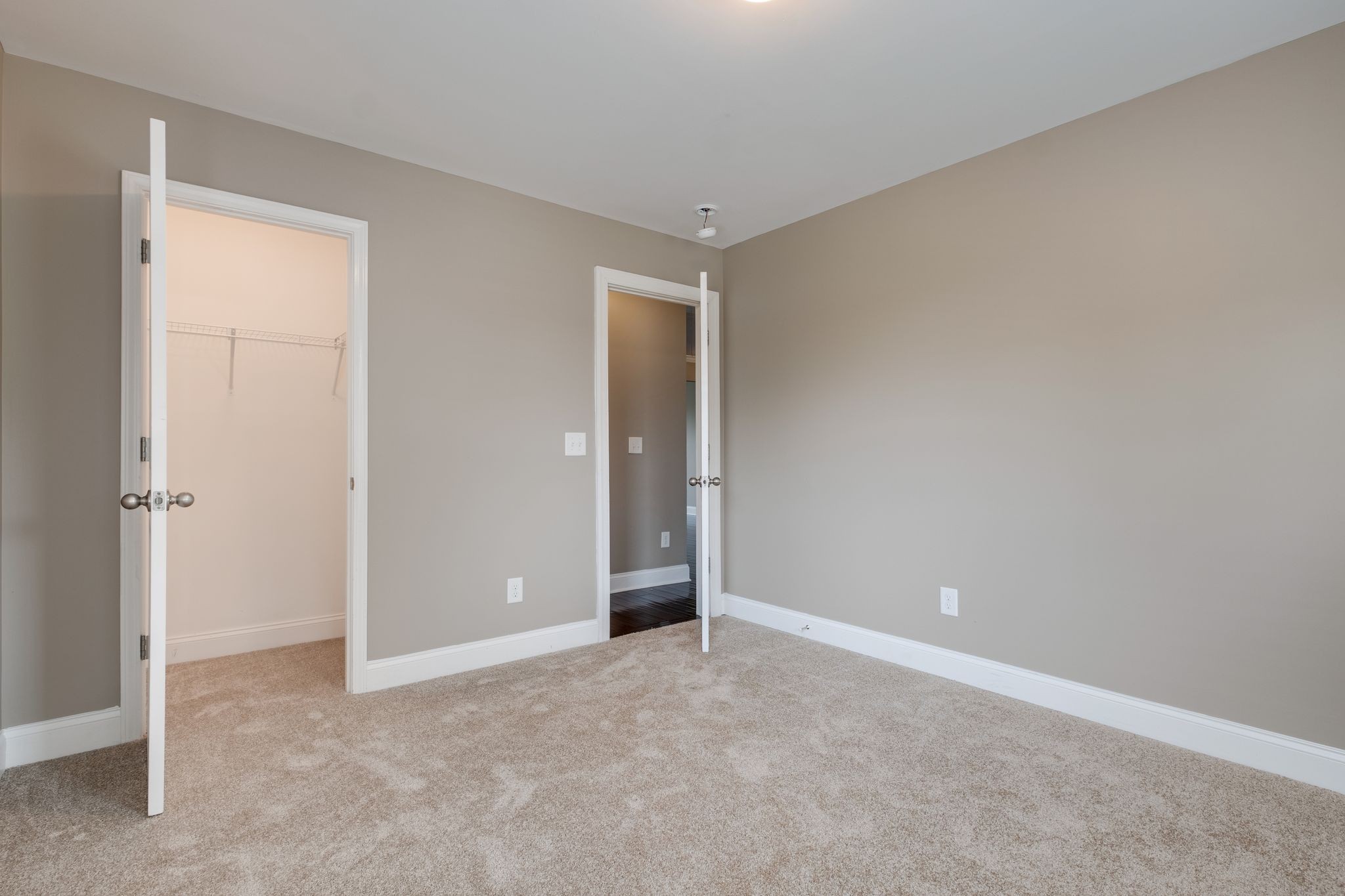 2105 Bedford Bnd Property Photo 36