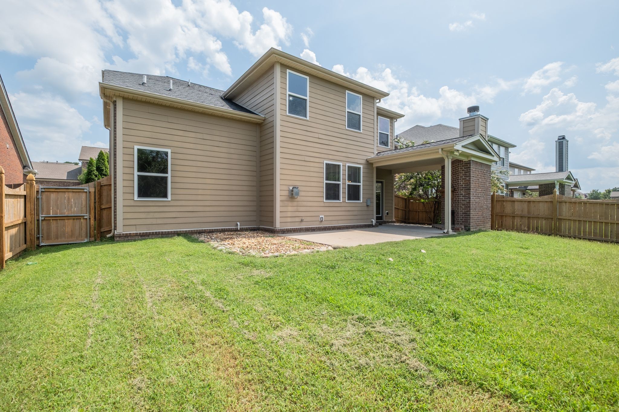 2105 Bedford Bnd Property Photo 42