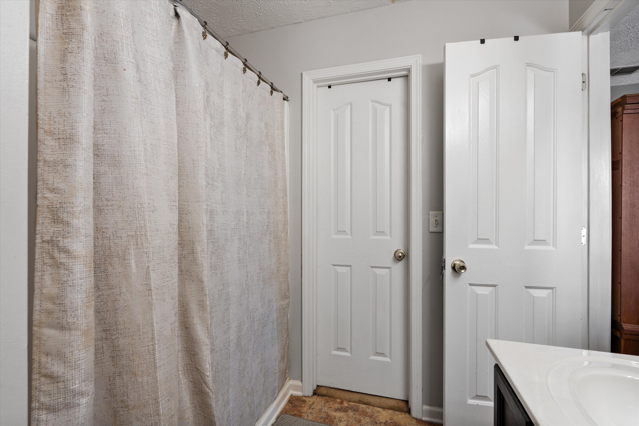 1273 Dalmally Dr Property Photo 12