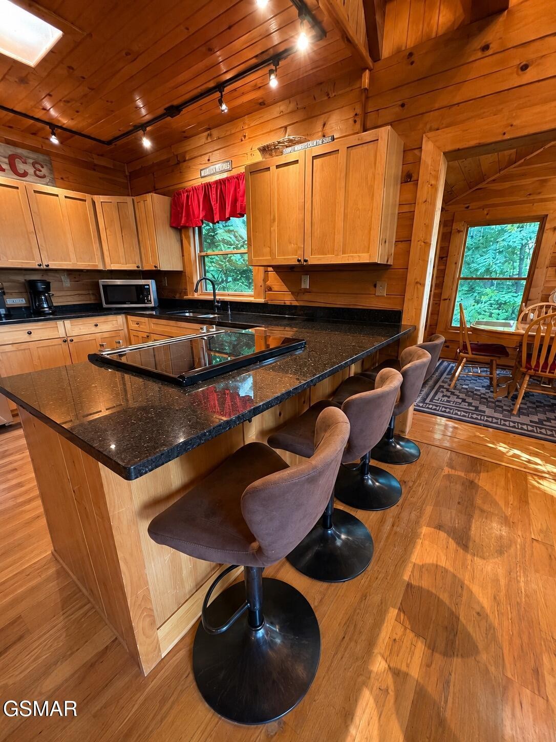 3085 Perry Circle Road Property Photo 3