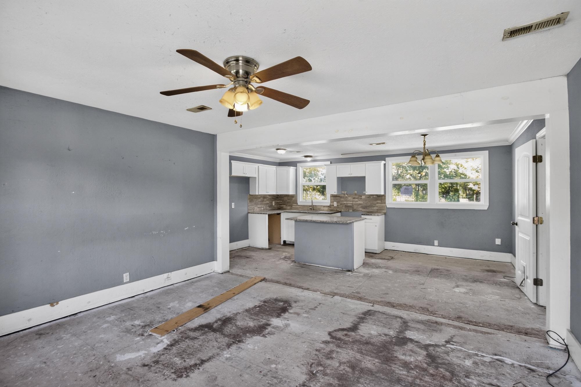 276 Sunset Blvd Property Photo 7