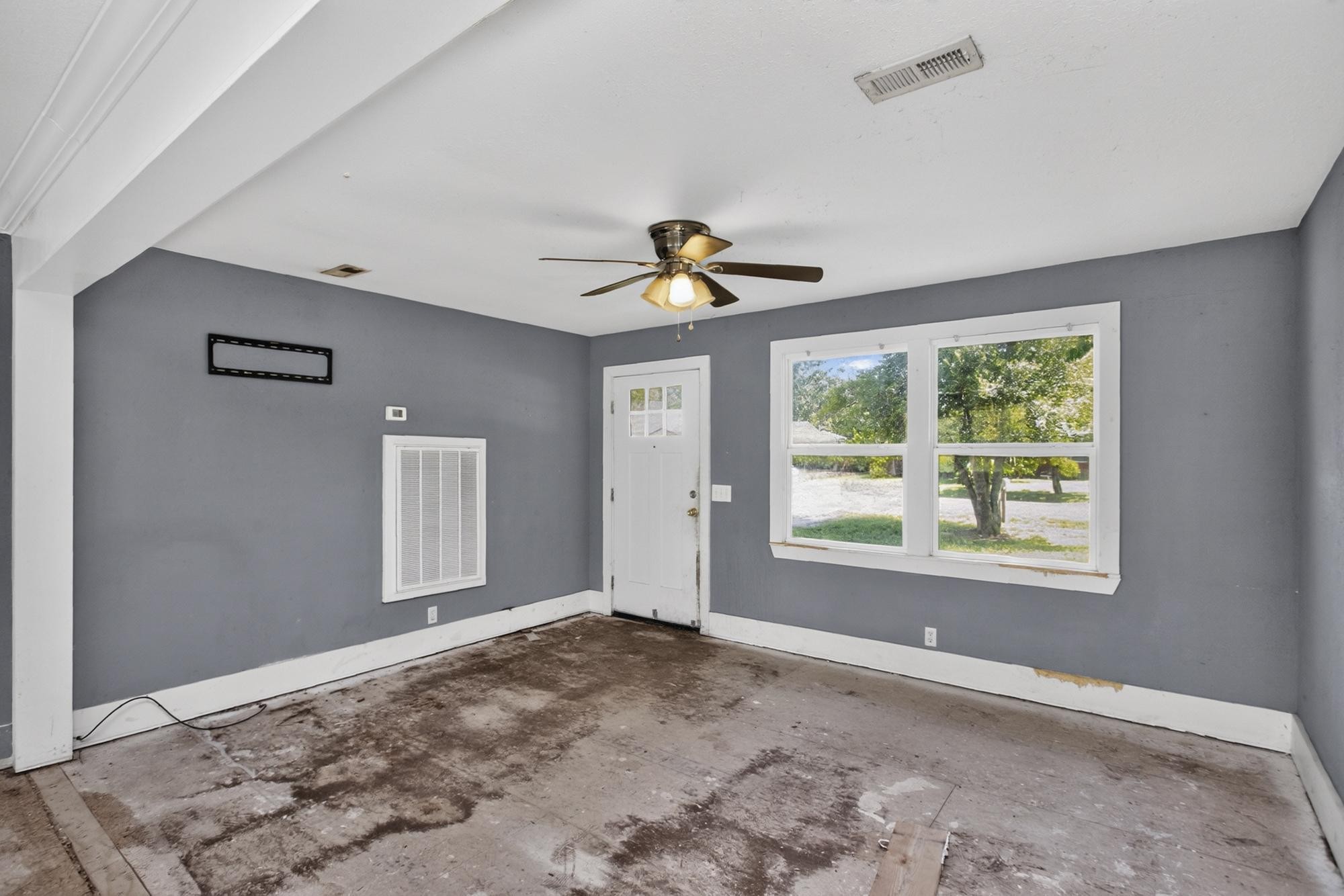 276 Sunset Blvd Property Photo 9