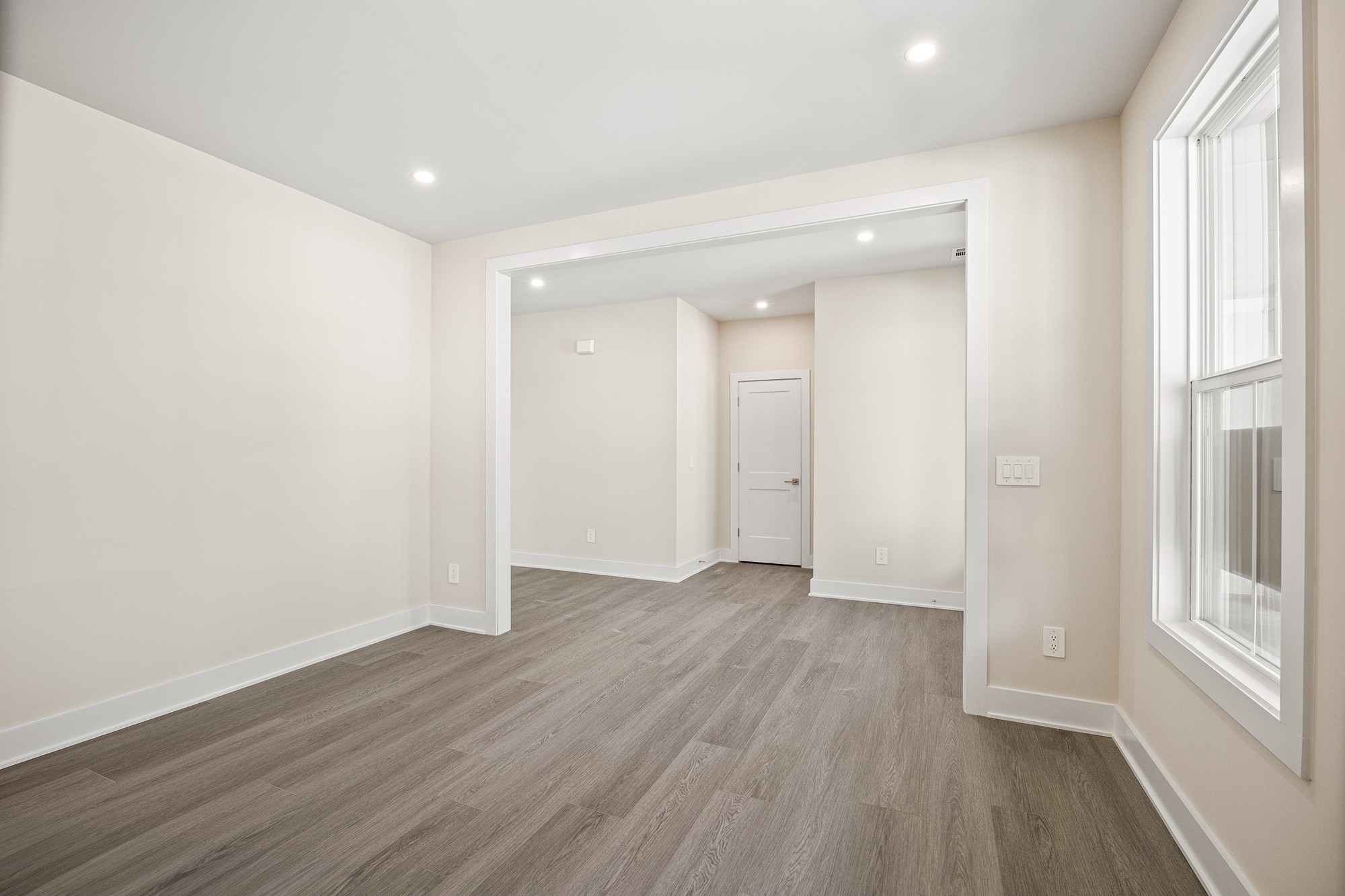 450 Tomlinson Pointe Dr Property Photo 7