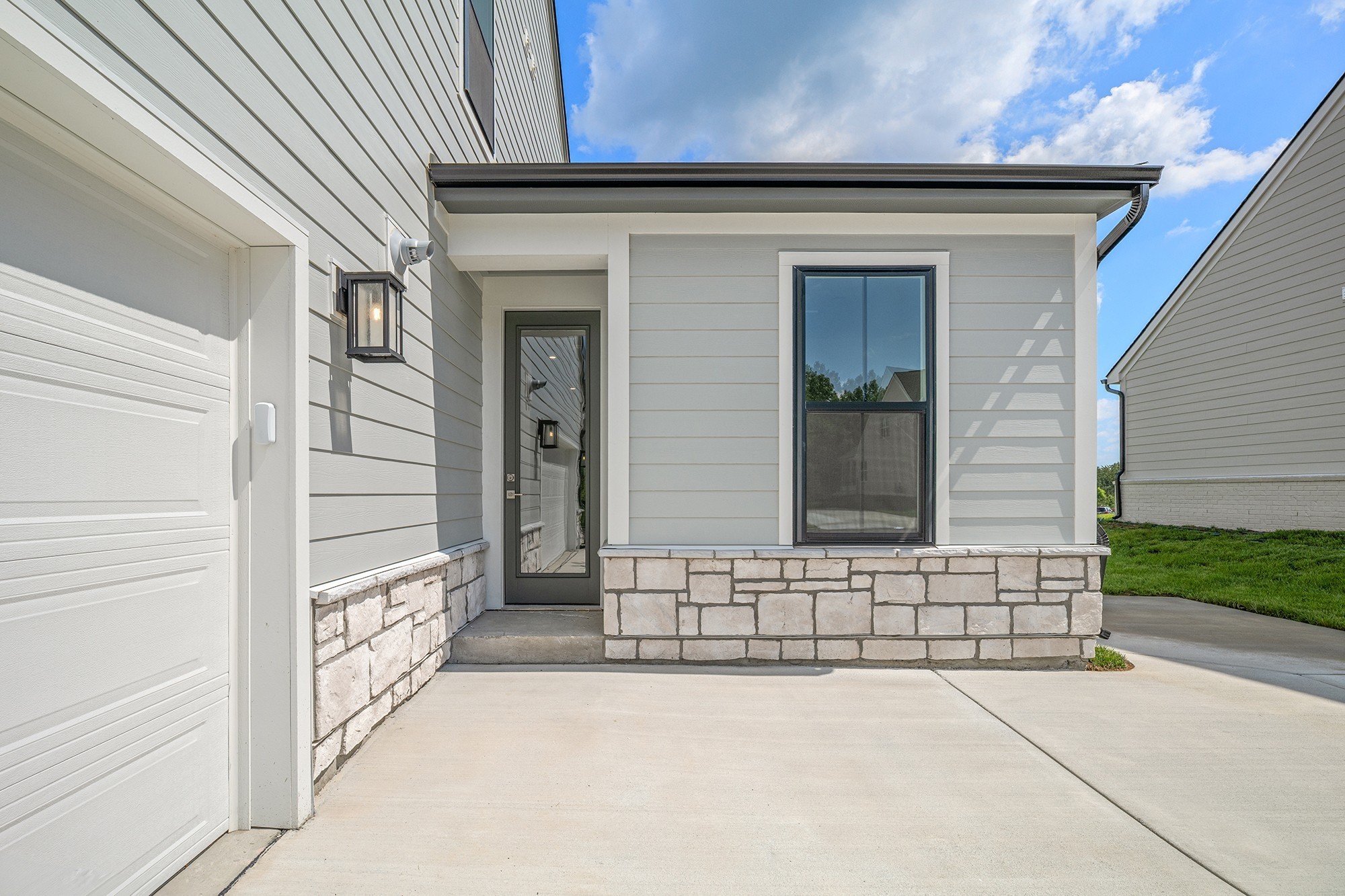 450 Tomlinson Pointe Dr Property Photo 23