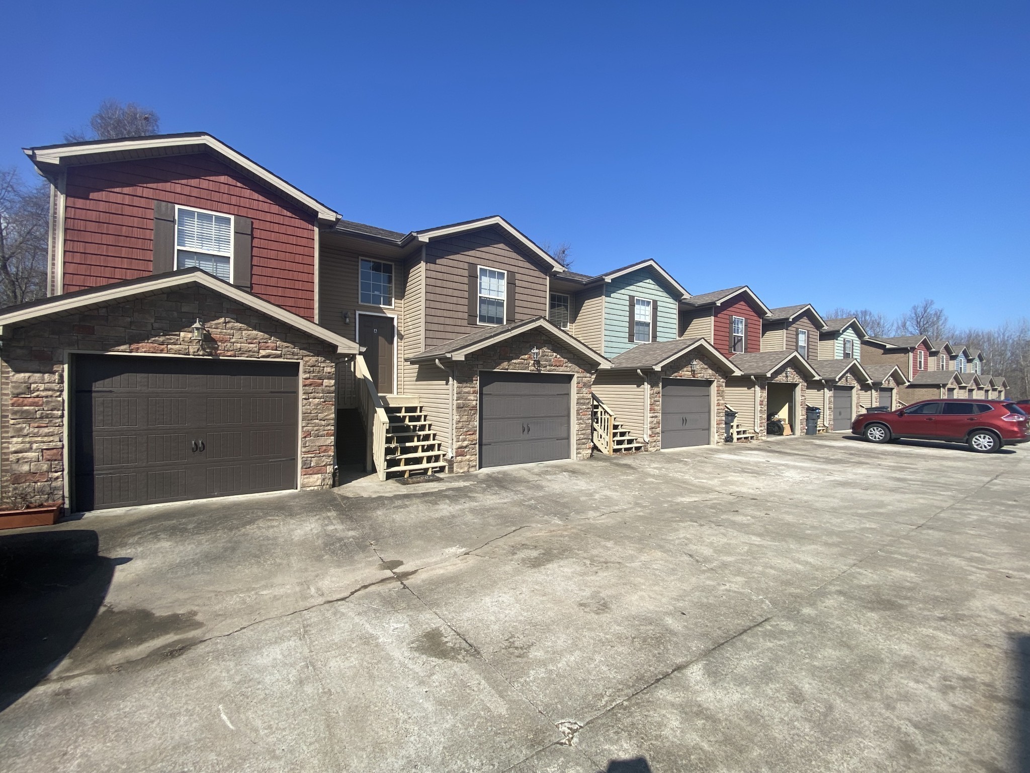1732 Thistlewood Dr Property Photo 1