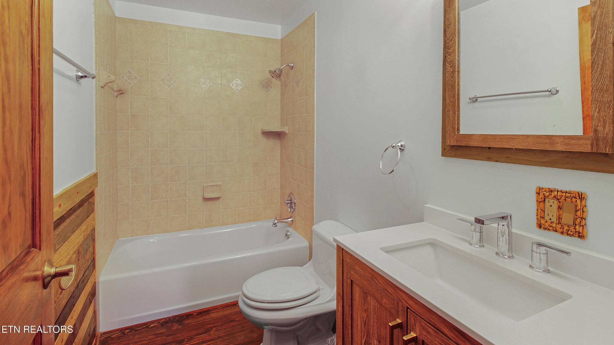 192 Fingerboard Rd Property Photo 17
