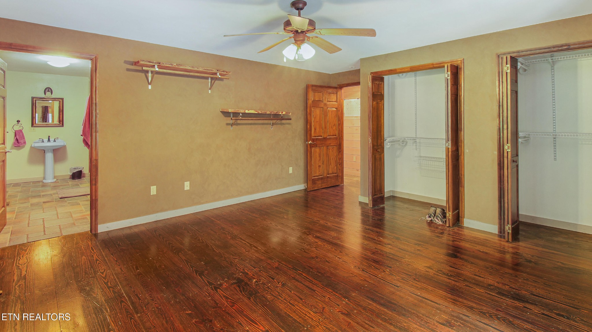 192 Fingerboard Rd Property Photo 19