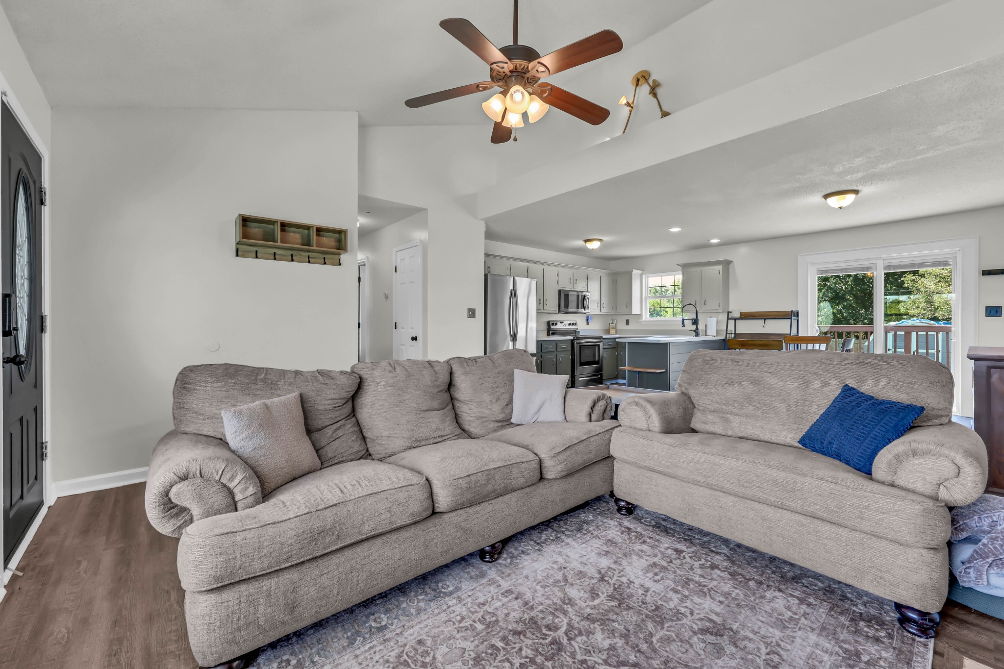 3786 Tamera Ln Property Photo 5