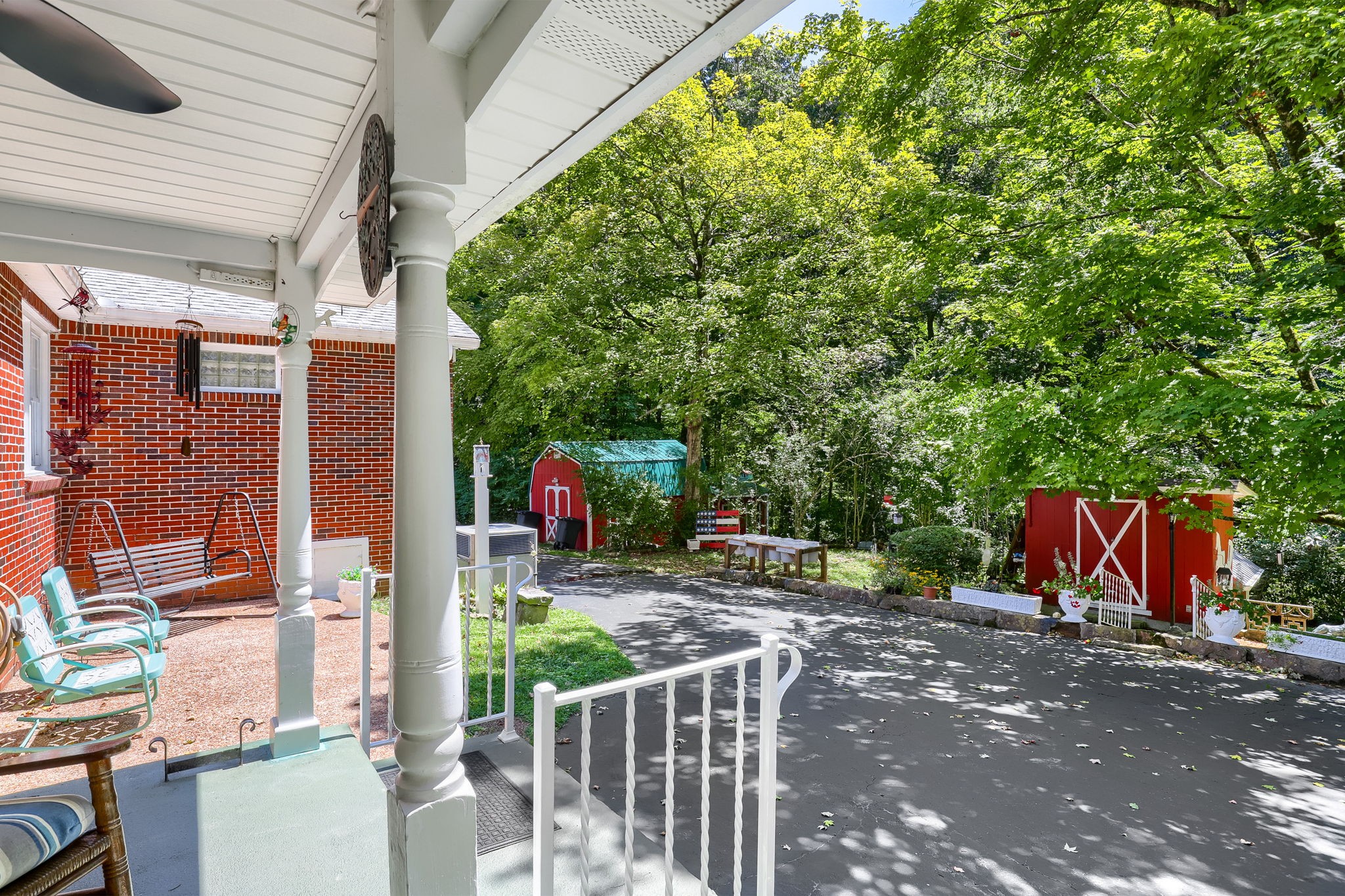 161 Kentucky Ave Property Photo 7