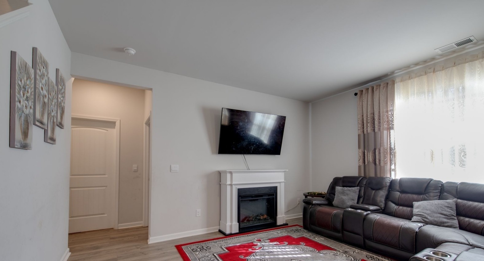 4165 Dolly Way Property Photo 8