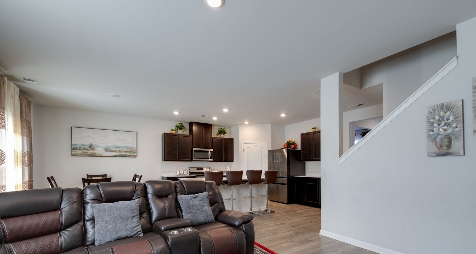 4165 Dolly Way Property Photo 10