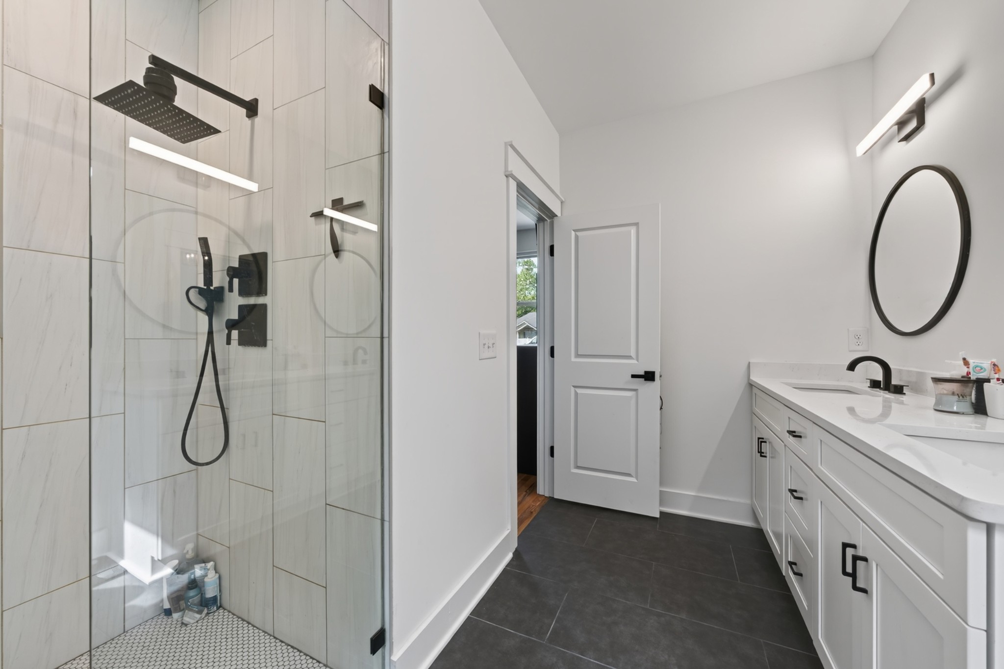 809 Ruby Way Property Photo 13