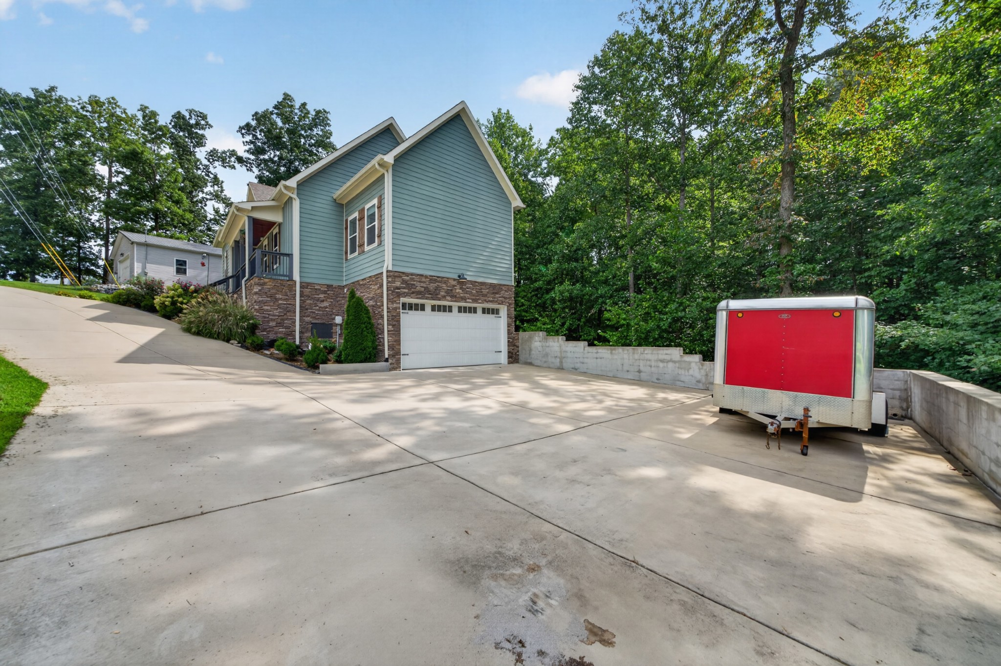 809 Ruby Way Property Photo 27