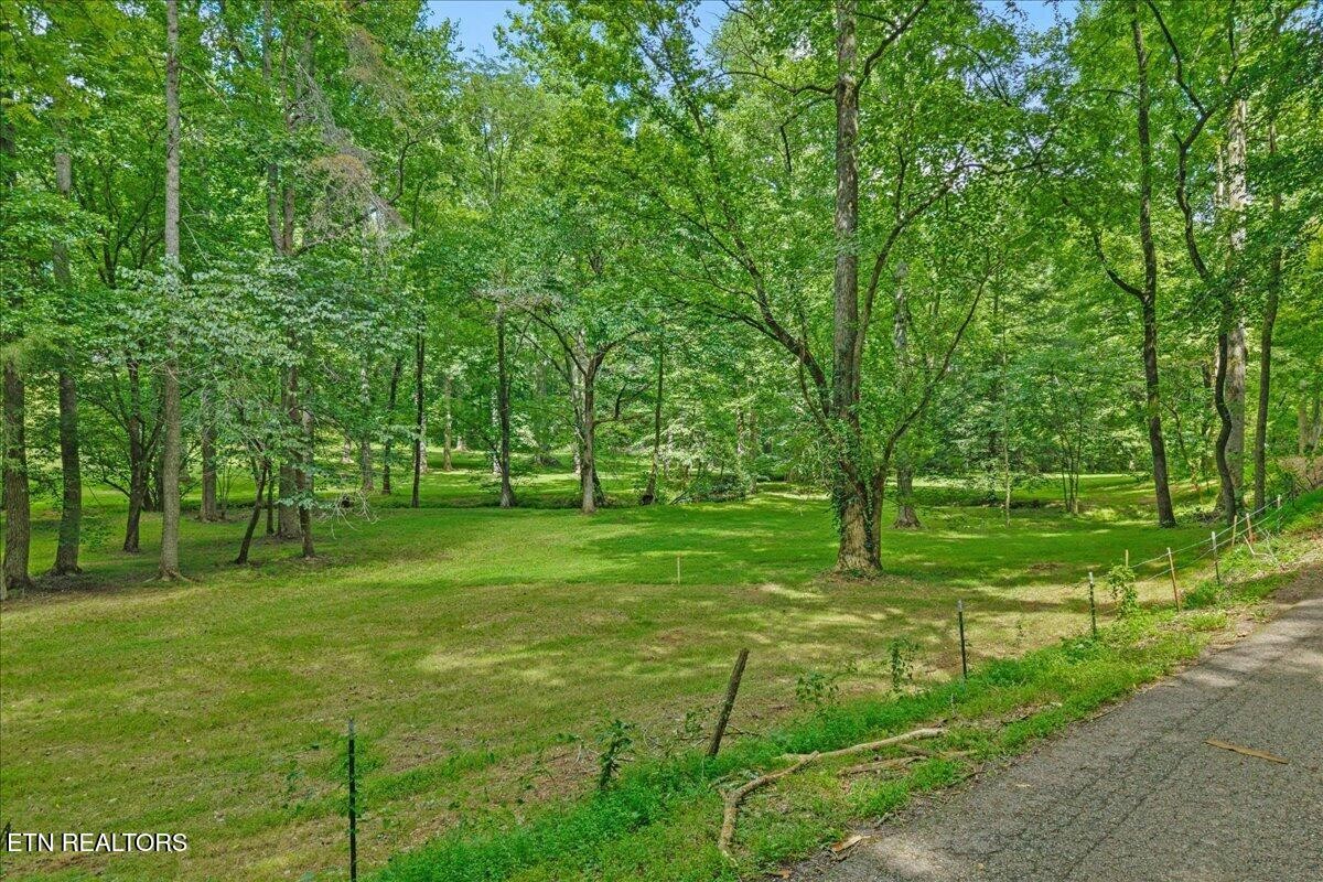 250 Brunner Rd Property Photo 1