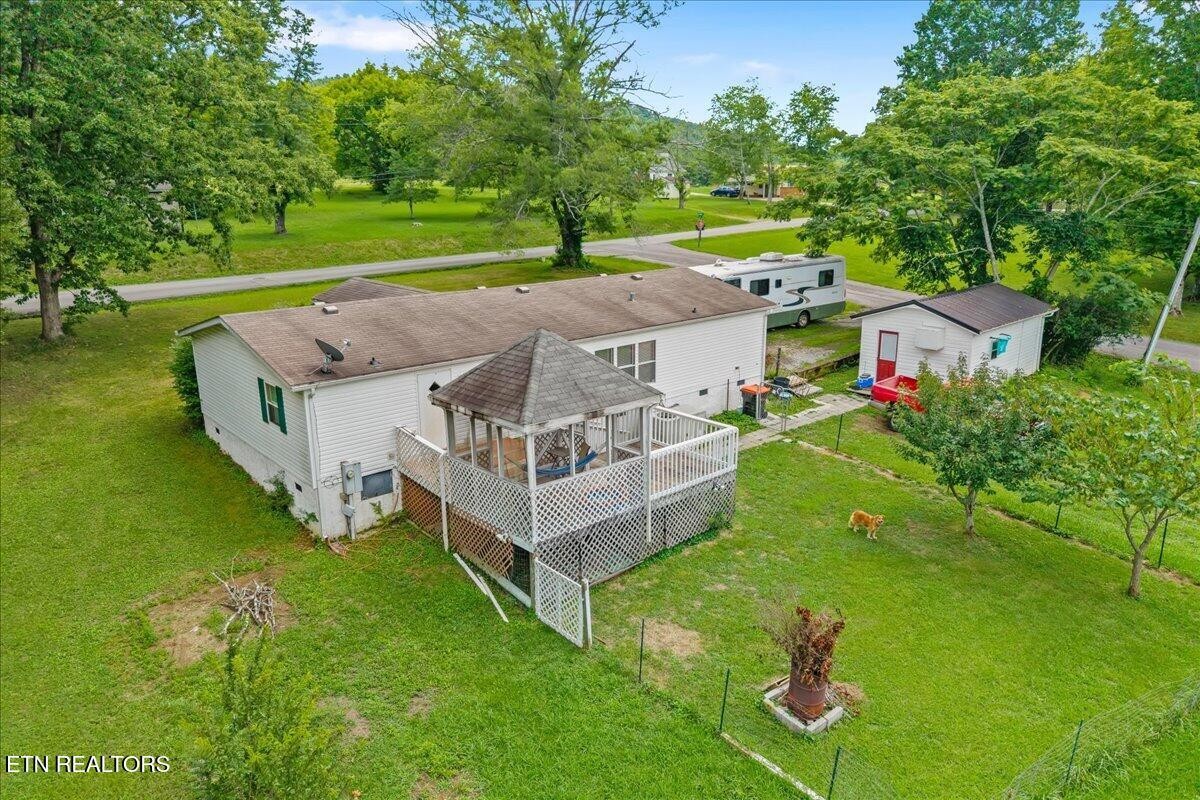 955 N Main St Property Photo 24