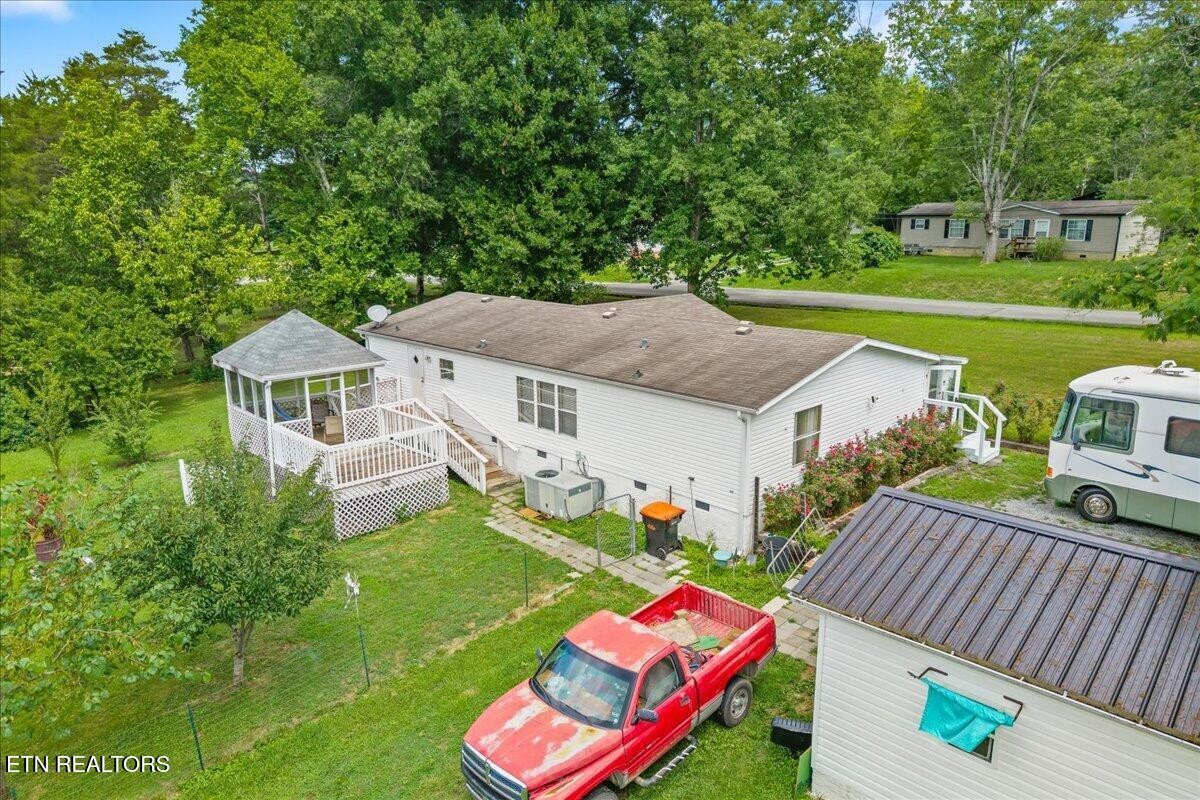 955 N Main St Property Photo 25
