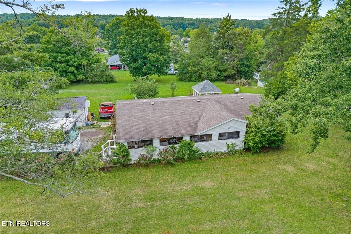 955 N Main St Property Photo 30