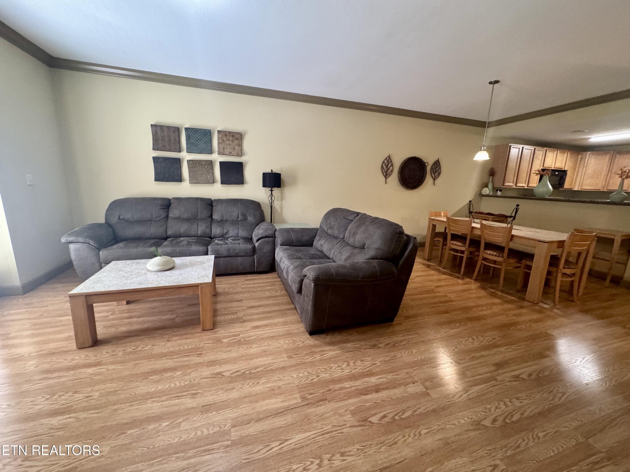 124 Plaza Property Photo 15