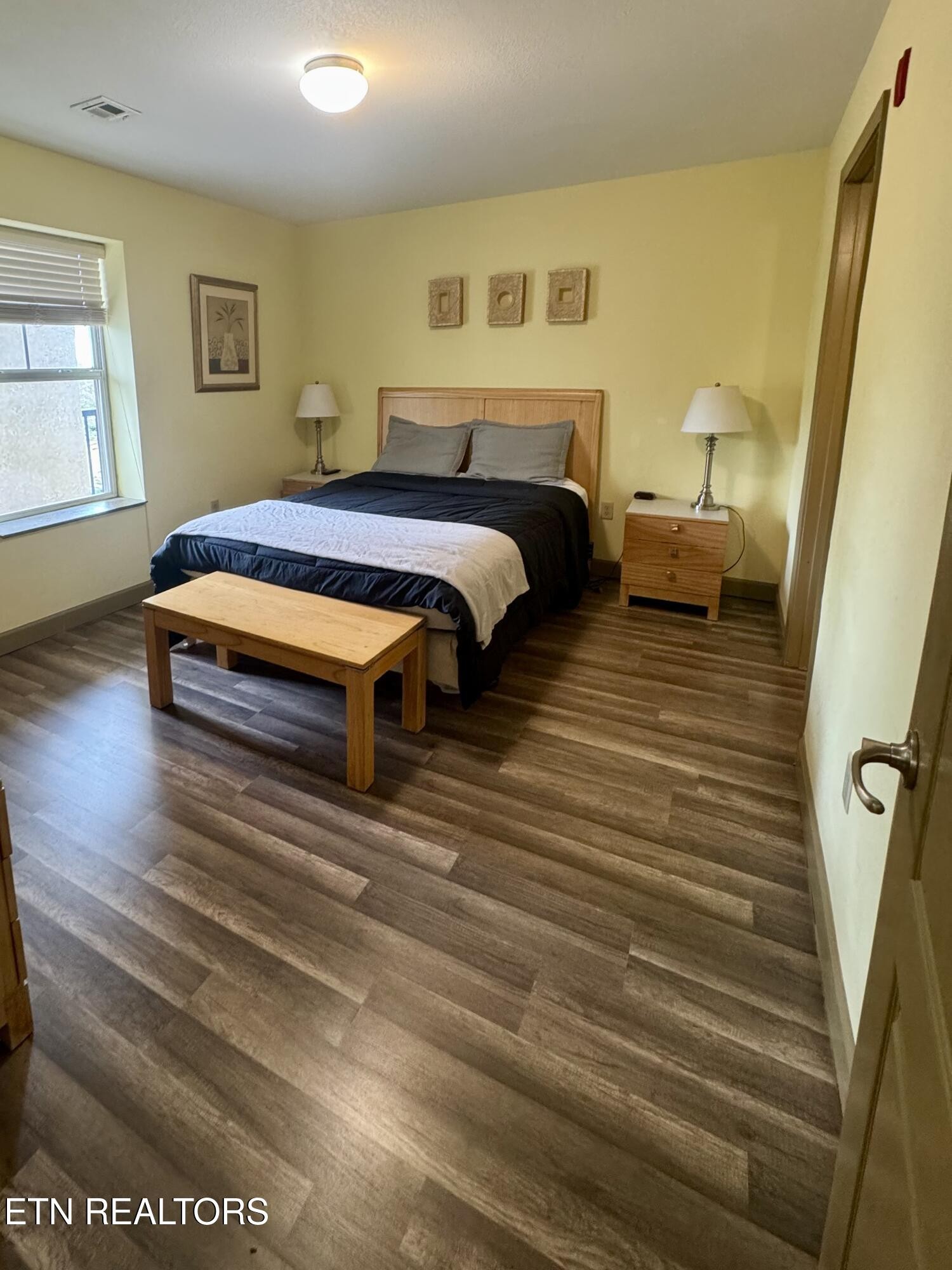 124 Plaza Property Photo 29